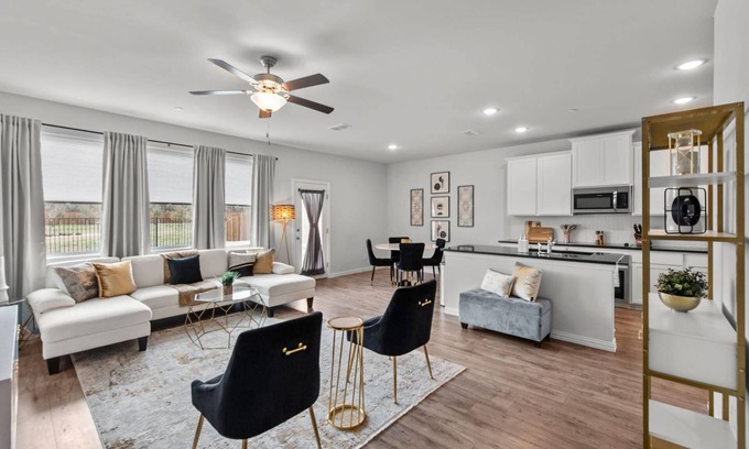 Lewisville House | Pet-Friendly 3BR Home Near Lake Fun: Modern Amenities, Open Layout, Fenced Backyard, Pool Access!