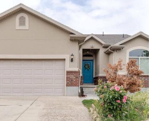 Salt Lake City House | Pet-Friendly 5BR Near Hospital & TRAX with Projector