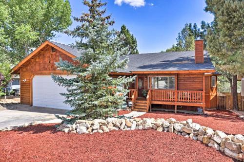 Big Bear House | Pet-Friendly Big Bear Cabin about 6 Mi to Ski Resorts!