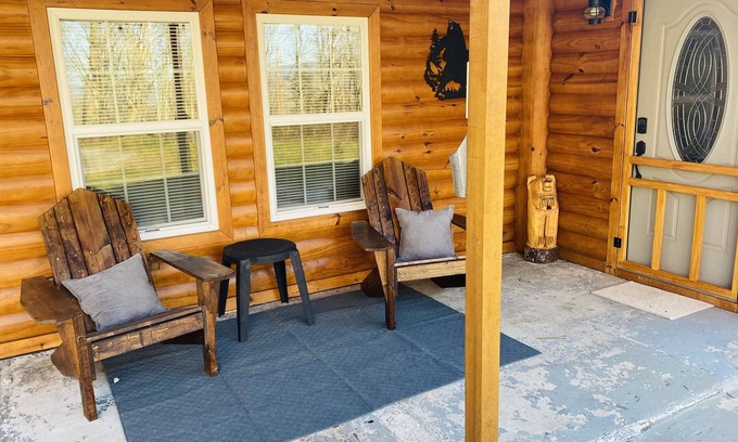 La Follette Cabin | Pet-Friendly Cabin located by Norris Lake