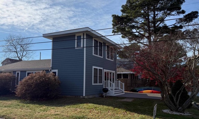South Bethany Harbor House | PET FRIENDLY! Charming vintage South Bethany Beach vacation home on a canal with deck and boat dock is just perfect for a family get-away!