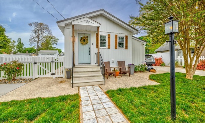 Villas House | Pet Friendly Cottage Near the Bay