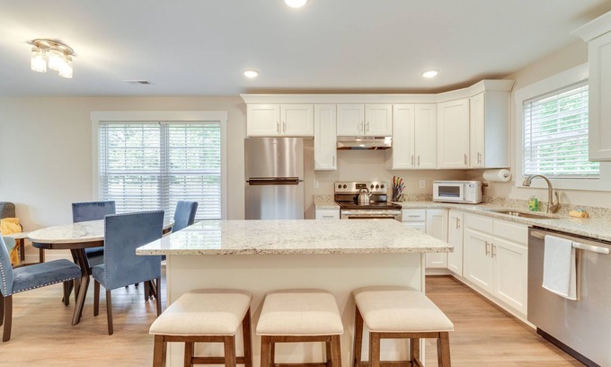 St. Stephens House | Pet-Friendly Hickory Vacation Rental 8 Mi to Lake!