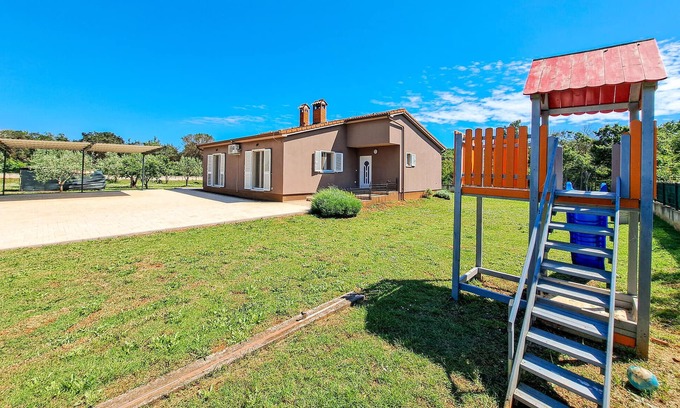 Sikici House | Pet friendly home in Pula with kitchen