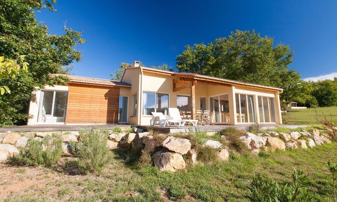 Quillan House | Pet-Friendly Home w/Garden
