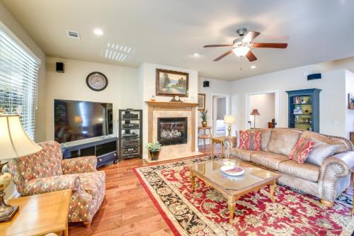 Hot Springs Village House | Pet-Friendly Hot Springs Village Townhome with Patio