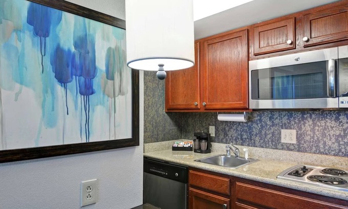 Lexington House | Pet-Friendly Hotel Unit w/Seasonal Pool, BBQ & Free Parking