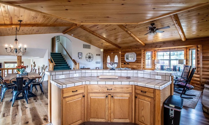 Pagosa Springs Apartment | Pet Friendly Large Great Mountain Gathering