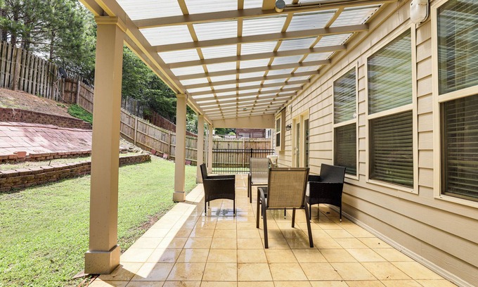 Lawrenceville House | Pet-Friendly Lawrenceville Gem Near Alexander Park