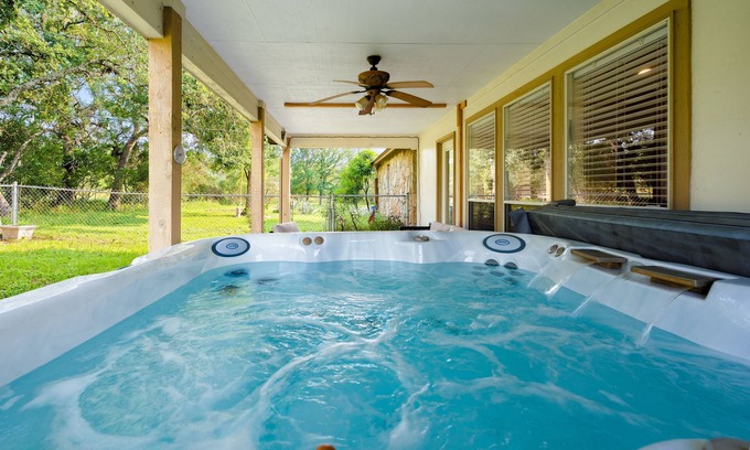 Marble Falls House | Pet-friendly Marble Falls Home w/Hot Tub!