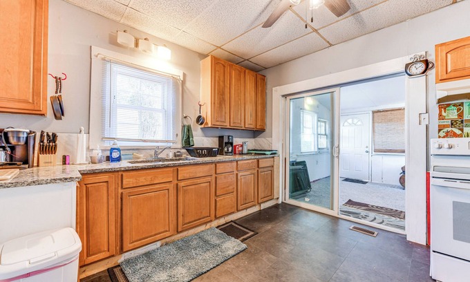 Concord Cottage | Pet-friendly North Carolina Abode - Deck & Hot Tub