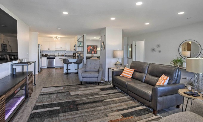 Downtown Omaha Apartment | Pet-friendly Omaha Condo w/ Balcony & Views!
