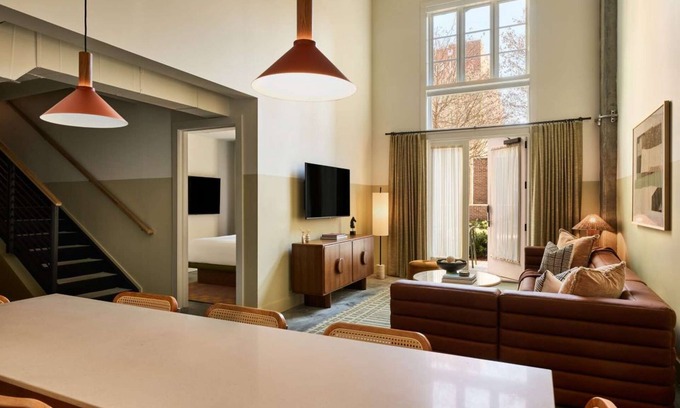 Yamacraw Village Apartment | Pet-Friendly Stay + Pool & Bike Rentals