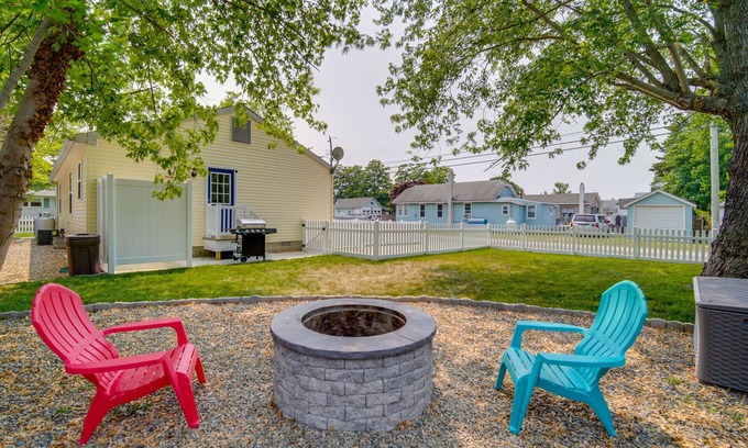 Villas House | Pet-Friendly Villas Vacation Rental: Walk to Bay