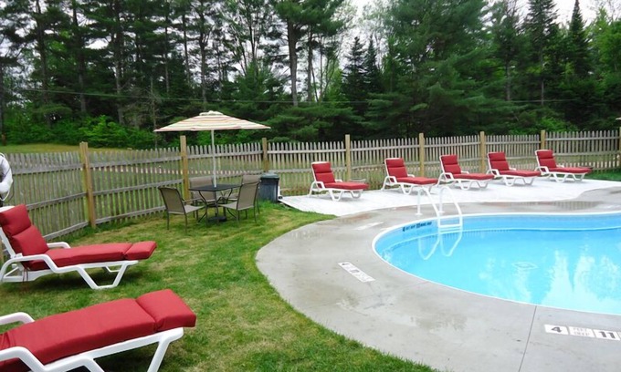 Johnsburg House | PET-FRIENDLY - Wonderfully Situated. A Truly Beautiful Setting.