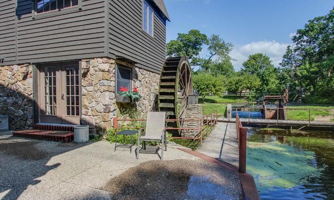 Saugatuck House | Peterson Mill