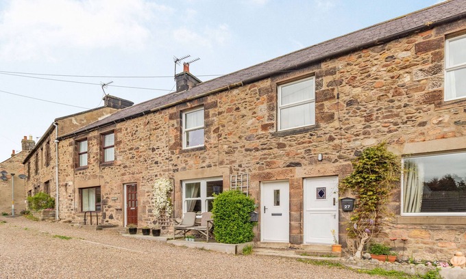 Wooler Cottage | PETH HEAD COTTAGE, pet friendly, character holiday cottage in Wooler