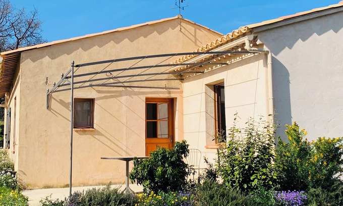 Le Barroux Apartment | Petit gîte de la colline