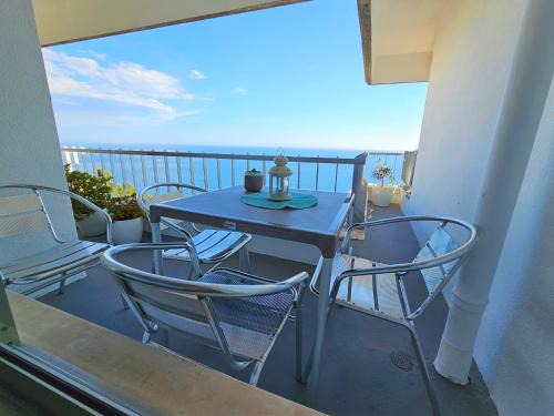 Santiago Apartment | Petit prix, vue mer, Casa Carmen by SesimbraSunSea