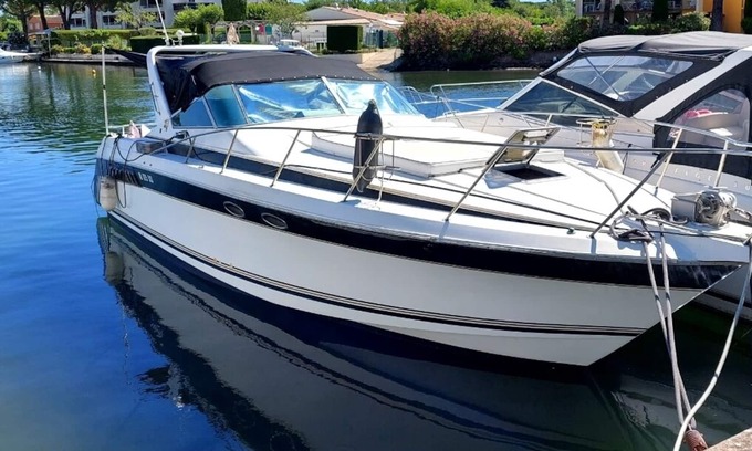 Mandelieu-La-Napoule Boat Rental | Petit yacht pour des nuits insolites.