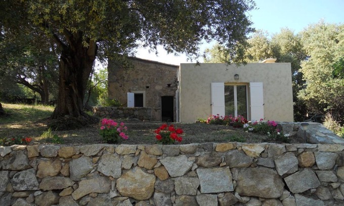 Santa-Reparata-di-Balagna House | Petite Maison de Campagne: à 3km D'ile Rousse