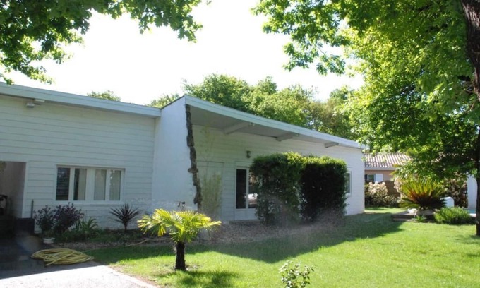 Gujan-Mestras House | Petite Maison de Vacances Avec Terrasse Privative sur le Bassin D'arcachon