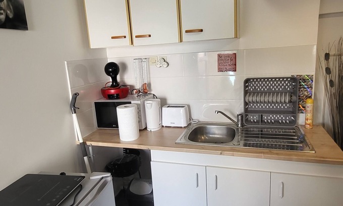 Nogent-le-Rotrou House | Petite Maison Avec Terrasse à 5min de la Gare et 3min du Centre Ville