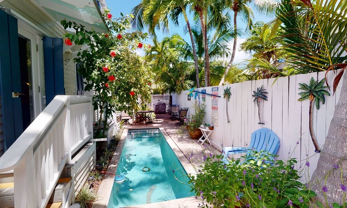 Meadows Condo | Petite Pearl! Spacious 1 Bedroom, 1 Bath Pool Condo- RealKeyWest