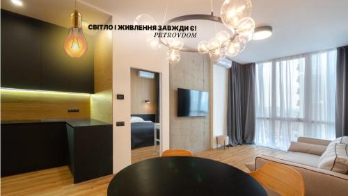 Afanasivsʹkyy Yar Apartment | Petrovdom Apartments 9-223 in RC Yaroslaviv Grad, Bulvarno-Kudriavska 17
