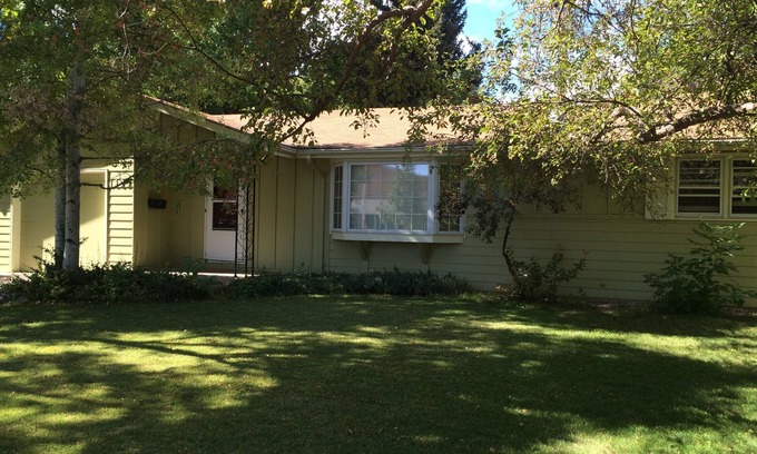 Historic Fort Collins High School House | PETS welcome! CSU/mid-town Home!