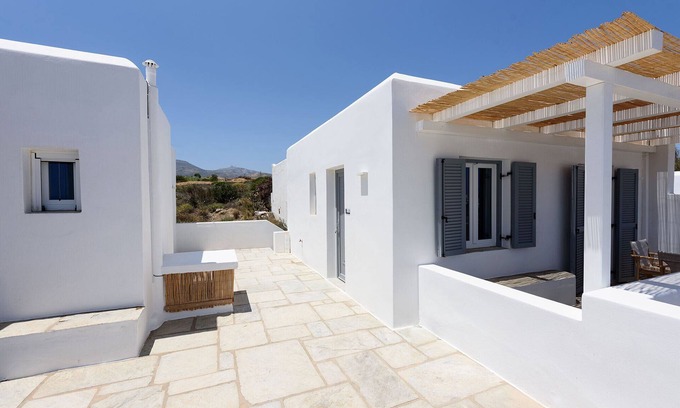 Piso Livadi Apartment | Phaedrus Living: Paros Cycladic Residences 12