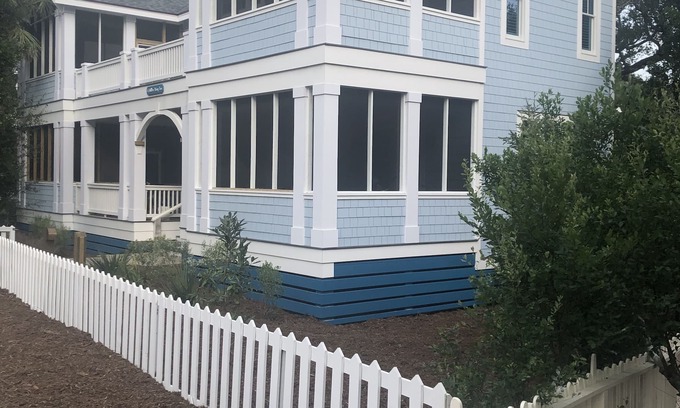 Cape Fear Station House | PHENOMENAL NEW HOME 7 BR 7.5 WALK TO E BEACH, EA BR PRIVATE BR & OUTDOOR SPACE