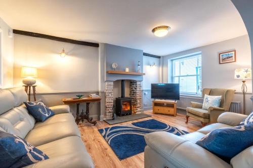Appledore House | Phoenix Cottage