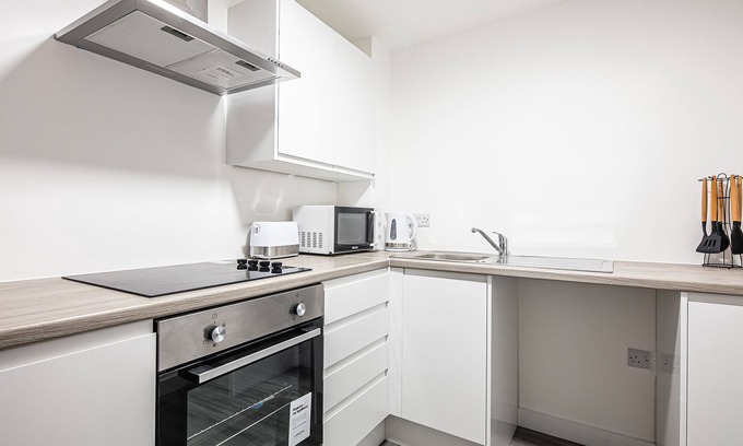Sheffield City Centre Apartment | Phoenix Court - By Resify