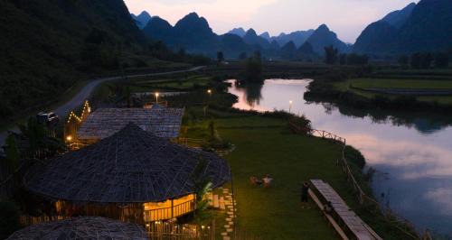 Trung Khanh Cabin | Phong Nam Station