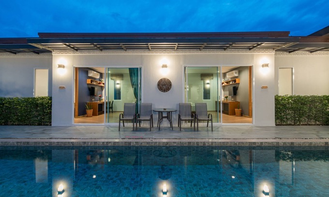 Nai Harn Hotel | Phuket La Siesta