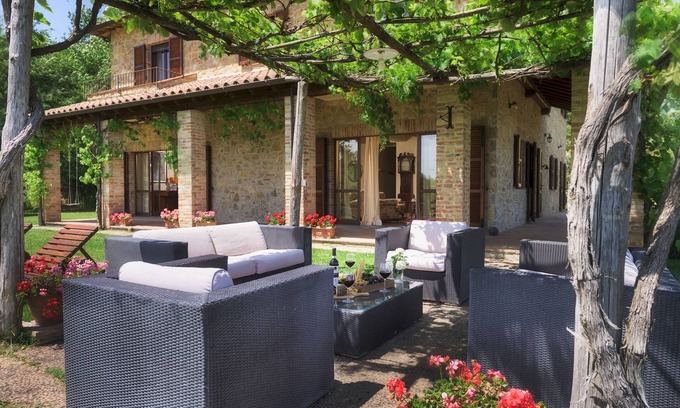 Montegabbione Villa | Pianarina 10 + 2, Emma Villas