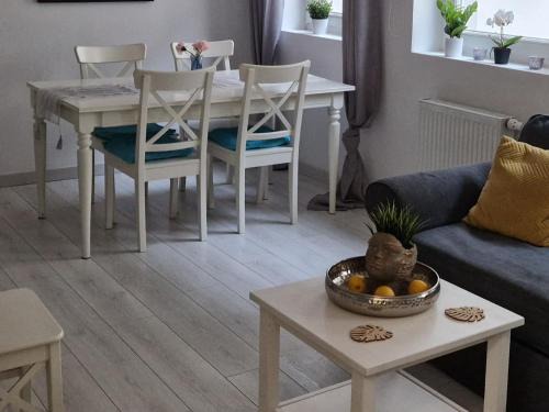 Nowa Praga Apartment | "Pianist" City Break Apartment
