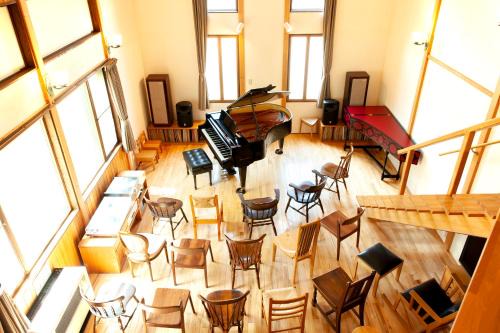 Higashimachi Ski Chalet | Piano&Stay 小西健二音楽堂~奏でる・泊まる~