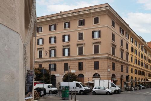 Salario Apartment | Piazza Alessandria - FromHometoRome