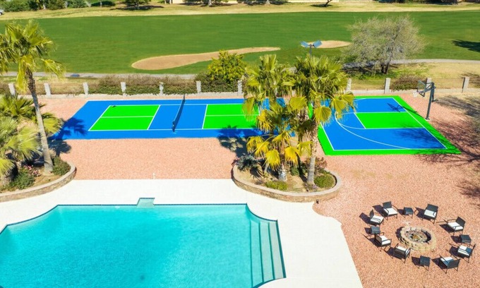 Paradise Valley Village House | Pickleball | Basketball | Game Room | Golf Course