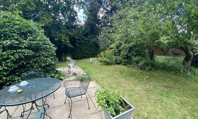 Headington House | Pickwicks Guest House