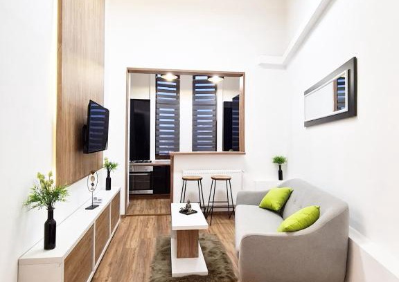 Arad Apartment | Picky Apartment
