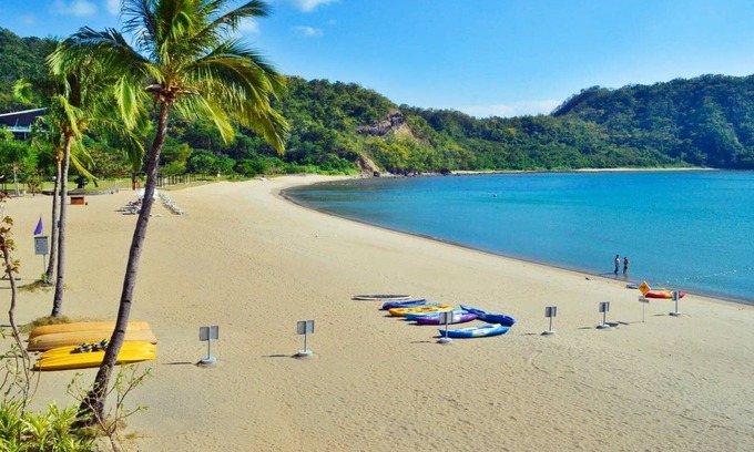 Nasugbu Apartment | Pico de Loro Beach & Country Club Spacious 3brg09