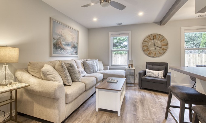 Southold Cottage | Picture perfect Southold cottage