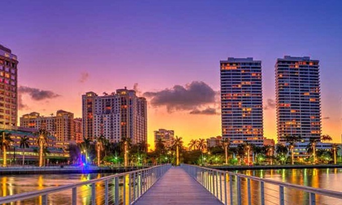 Southside Villa | Picture Relaxing in This Idyllic Villa in West Palm Beach, West Palm Beach Villa 1859