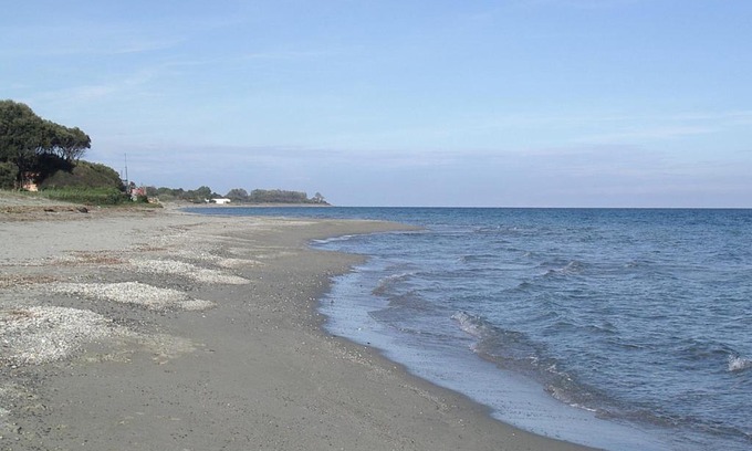 Poggio-Mezzana House | pied dan l'eau moriani plage res alba serena
