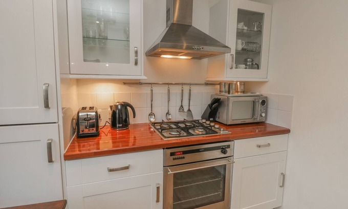 Yarmouth Cottage | Pierpont D1