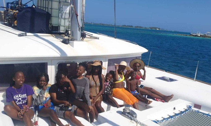 Nassau Boat Rental | Pig Beach Turtles Snorkeling Nassau Bahamas