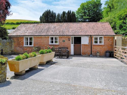 West Milton House | Pig Sty Cottage - E1867